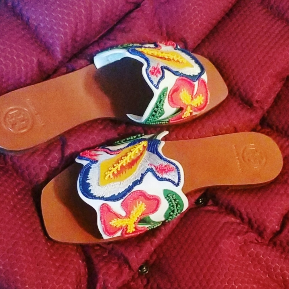 Hand embroidered never worn. Brand new.